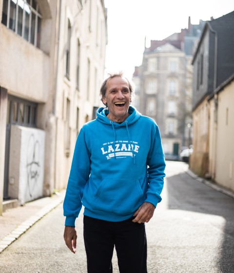 L'iconique Sweat-Shirt Chill Lazare Bleu
